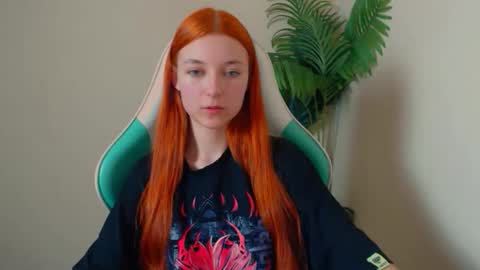 Vivien online show from 04/20/26, 06:42