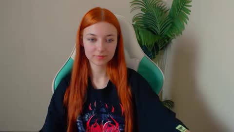 Vivien online show from 04/21/26, 01:42