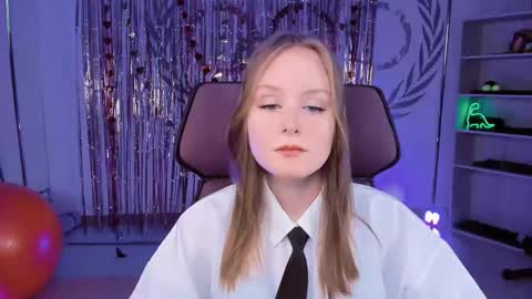 Vivien online show from 03/09/25, 03:16