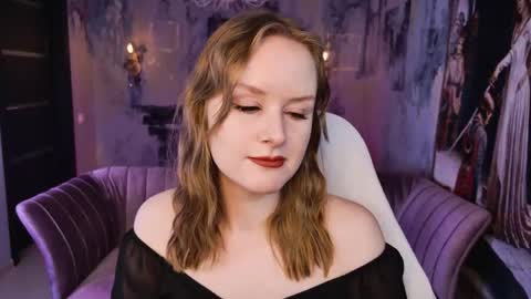 Snapshot of vivienleeigh chatting on 05/31/26, 05:37 Vivien online show from 05/31/26, 05:37