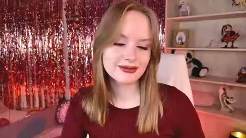 Snapshot of vivienleeigh chatting on 06/26/26, 05:23 Vivien online show from 06/26/26, 05:23