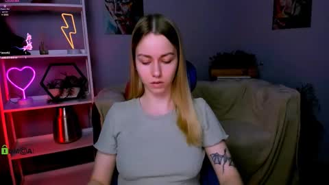 Vivi online show from 03/03/25, 11:24