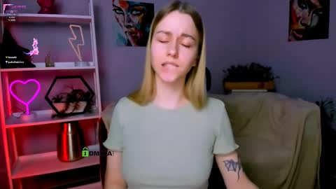 Vivi online show from 03/04/25, 02:27