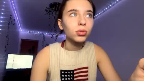 Vivi online show from 12/20/25, 11:06