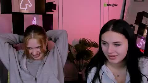 vivy_star online show from 11/05/25, 07:14