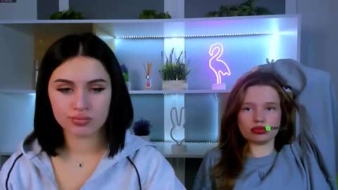 vivy_star online show from 01/18/26, 07:17