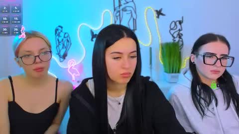 vivy_star online show from 03/18/26, 08:01