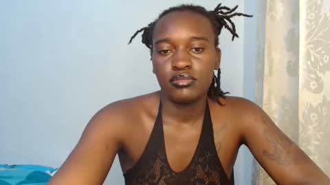 Snapshot of vixen_naughty chatting on 10/14/25, 04:41 Naughty online show from 10/14/25, 04:41