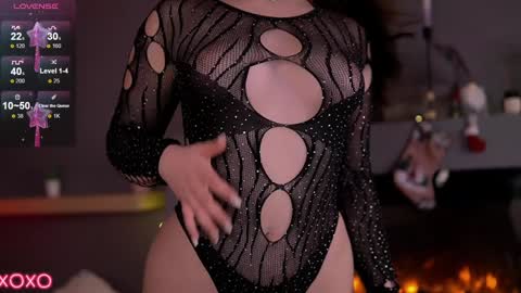 Snapshot of vixenamour chatting on 12/30/24, 10:01 vixenamour online show from 12/30/24, 10:01