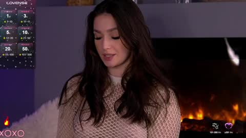 Snapshot of vixenamour chatting on 01/23/25, 02:44 vixenamour online show from 01/23/25, 02:44