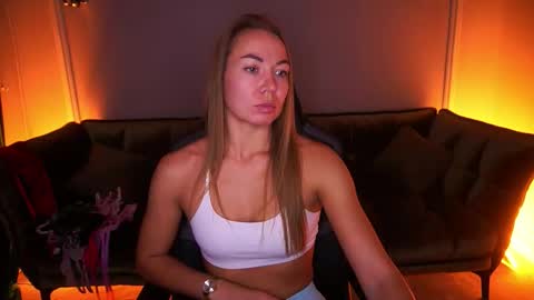 Ur Lady online show from 11/05/25, 09:15