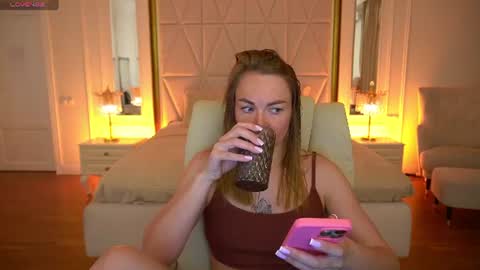 Ur Lady online show from 06/10/26, 08:30