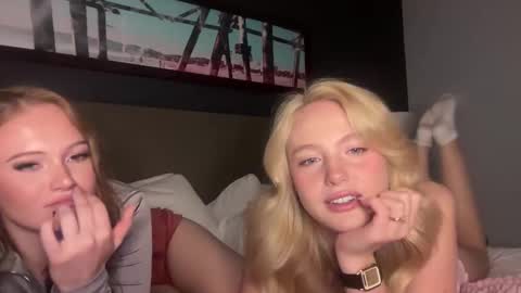 Victoria online show from 11/15/25, 03:15