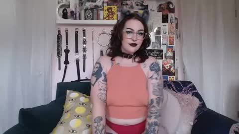 Snapshot of vixinvvitch chatting on 06/24/26, 05:56 VIXIN online show from 06/24/26, 05:56