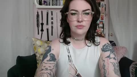 Snapshot of vixinvvitch chatting on 07/02/26, 03:29 VIXIN online show from 07/02/26, 03:29