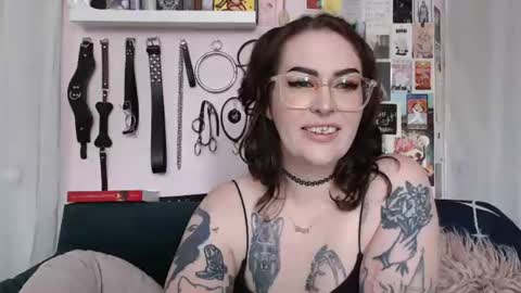 Snapshot of vixinvvitch chatting on 07/08/26, 05:06 VIXIN online show from 07/08/26, 05:06