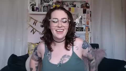 Snapshot of vixinvvitch chatting on 07/24/26, 05:00 VIXIN online show from 07/24/26, 05:00