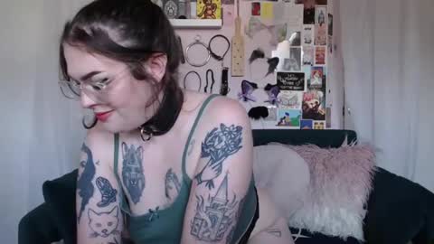Snapshot of vixinvvitch chatting on 07/28/26, 07:39 VIXIN online show from 07/28/26, 07:39