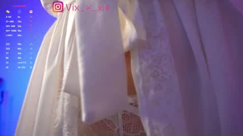 Snapshot of vixxxiee chatting on 01/15/26, 07:28 vixxxiee online show from 01/15/26, 07:28