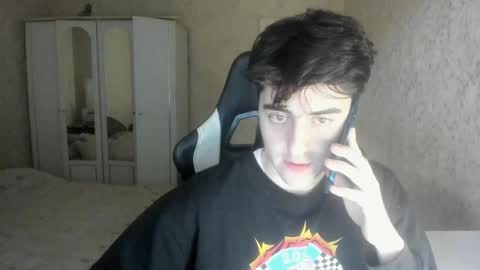 Snapshot of vlad1605 chatting on 10/24/25, 11:50 Martin online show from 10/24/25, 11:50