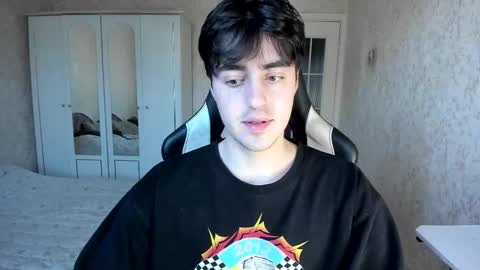 Snapshot of vlad1605 chatting on 11/03/25, 11:00 Martin online show from 11/03/25, 11:00