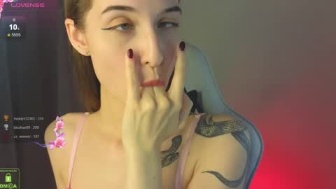 Snapshot of vlad1zy chatting on 03/12/25, 08:20 Vlada online show from 03/12/25, 08:20