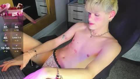 Vlad  online show from 12/15/25, 02:21