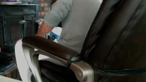 vnpg92 online show from 01/12/25, 05:33