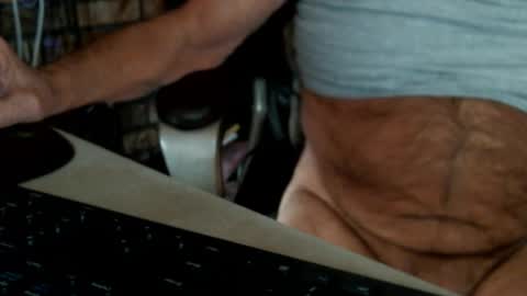 vnpg92 online show from 02/09/25, 09:17