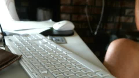 Snapshot of vnpg92 chatting on 06/17/26, 06:20 vnpg92 online show from 06/17/26, 06:20