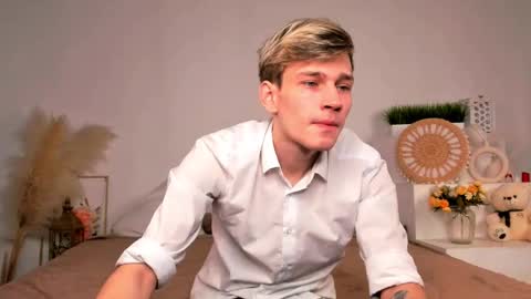 Snapshot of volan_starts chatting on 02/04/26, 04:18 Dan online show from 02/04/26, 04:18