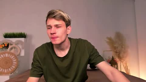 Snapshot of volan_starts chatting on 02/17/26, 04:31 Dan online show from 02/17/26, 04:31