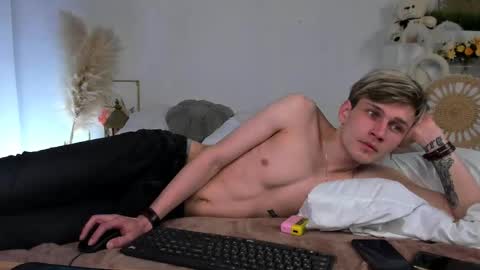 Snapshot of volan_starts chatting on 02/21/26, 04:19 Dan online show from 02/21/26, 04:19