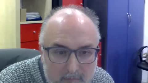 Snapshot of volpi72 chatting on 02/13/25, 08:34 volpi72 online show from 02/13/25, 08:34