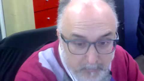 Snapshot of volpi72 chatting on 02/12/26, 05:52 volpi72 online show from 02/12/26, 05:52