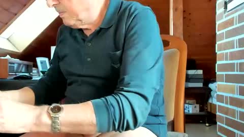 Snapshot of vonrex1 chatting on 12/29/24, 10:12 heinz online show from 12/29/24, 10:12