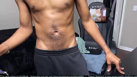 Snapshot of voodoodxck chatting on 05/03/26, 04:07 voodoodxck online show from 05/03/26, 04:07