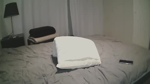 Snapshot of vouvoucouple chatting on 12/16/24, 06:38 Tim online show from 12/16/24, 06:38