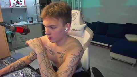 Snapshot of vova_belkin_ chatting on 03/06/25, 09:42 vova online show from 03/06/25, 09:42