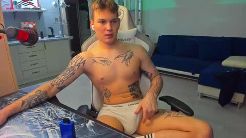 Snapshot of vova_belkin_ chatting on 03/12/25, 10:39 vova online show from 03/12/25, 10:39