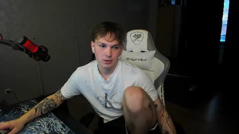 Snapshot of vova_belkin_ chatting on 06/20/26, 05:49 vova online show from 06/20/26, 05:49