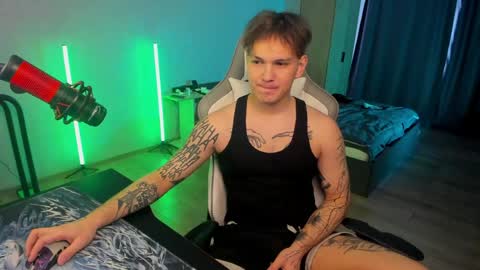 vova_belkin_2 online show from 04/30/26, 11:38
