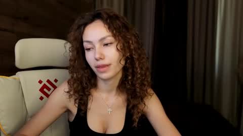 Lily online show from 08/05/26, 05:21
