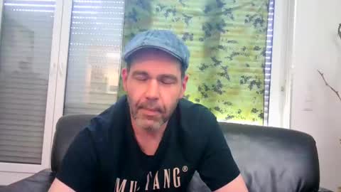 voyeuredeluxe online show from 01/08/26, 11:34