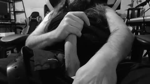 Snapshot of voyeurjiggy chatting on 01/16/25, 08:22 voyeurjiggy online show from 01/16/25, 08:22