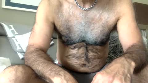 Enjoy guys of all ages if you are not on cam please dont ask for requests if i dont respond dont think im ignoring you i online show from 02/28/25, 11:56