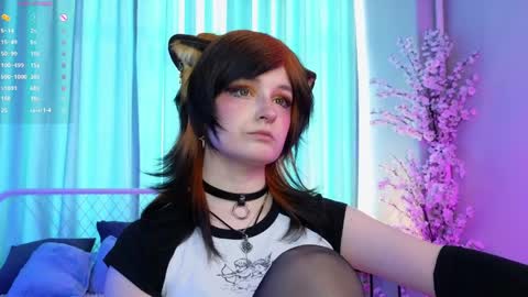 Snapshot of vronnier chatting on 05/22/26, 04:23 vronnier online show from 05/22/26, 04:23