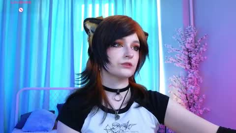 Snapshot of vronnier chatting on 05/23/26, 04:22 vronnier online show from 05/23/26, 04:22