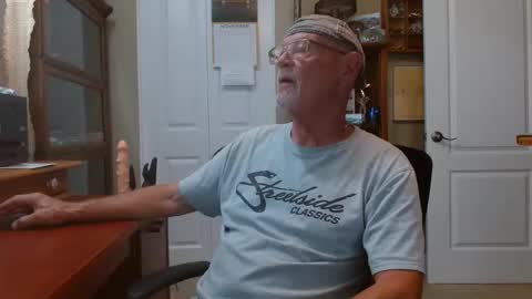 Vueuorme online show from 11/09/25, 02:59