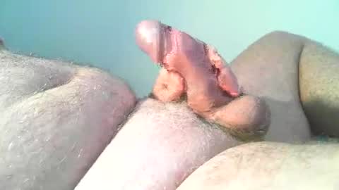 Snapshot of vukavuka99 chatting on 01/01/25, 04:07 vukavuka99 online show from 01/01/25, 04:07